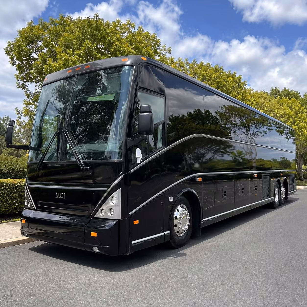 charter buses for large redlands prom groups traveling together